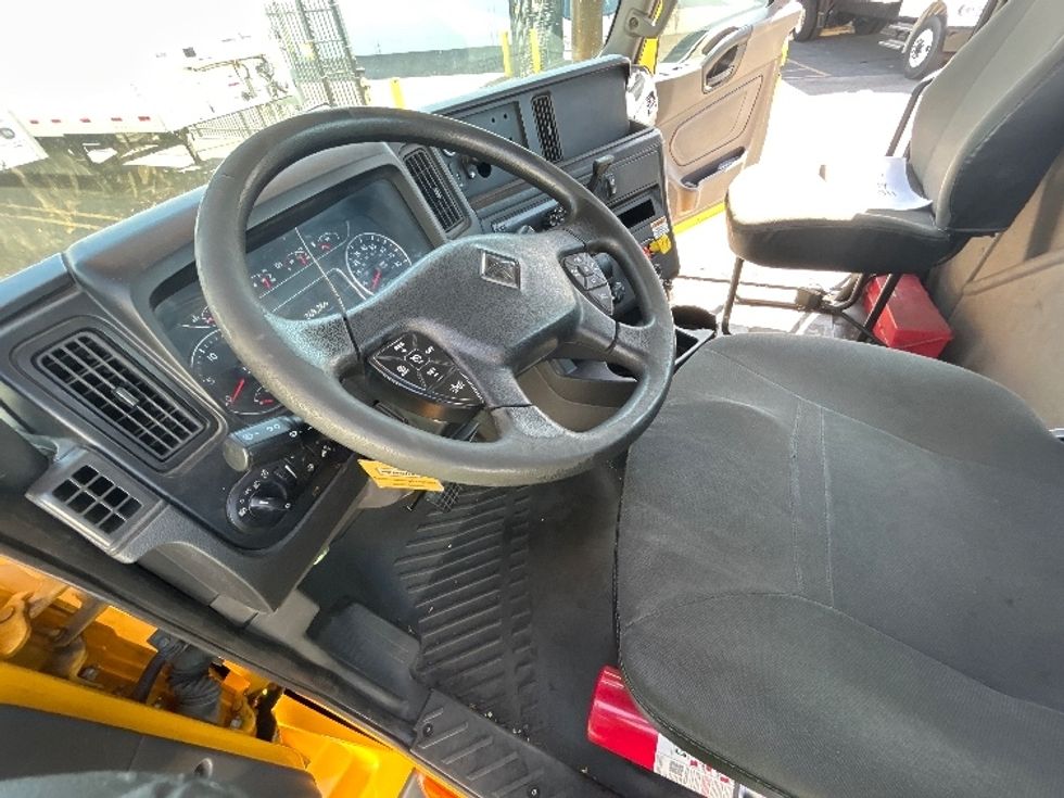 Day Cab Tractor-Heavy Duty Tractors-International-2020-LT625-Torrance-CA-268,288\n\t\tmiles-$ 30,250 - Image 9