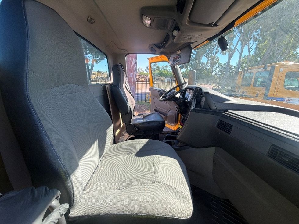Day Cab Tractor-Heavy Duty Tractors-International-2020-LT625-Torrance-CA-310,868\n\t\tmiles-$ 29,000 - Image 14