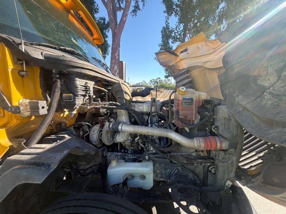 Day Cab Tractor-Heavy Duty Tractors-International-2020-LT625-Torrance-CA-310,868\n\t\tmiles-$ 29,000 - Image 15