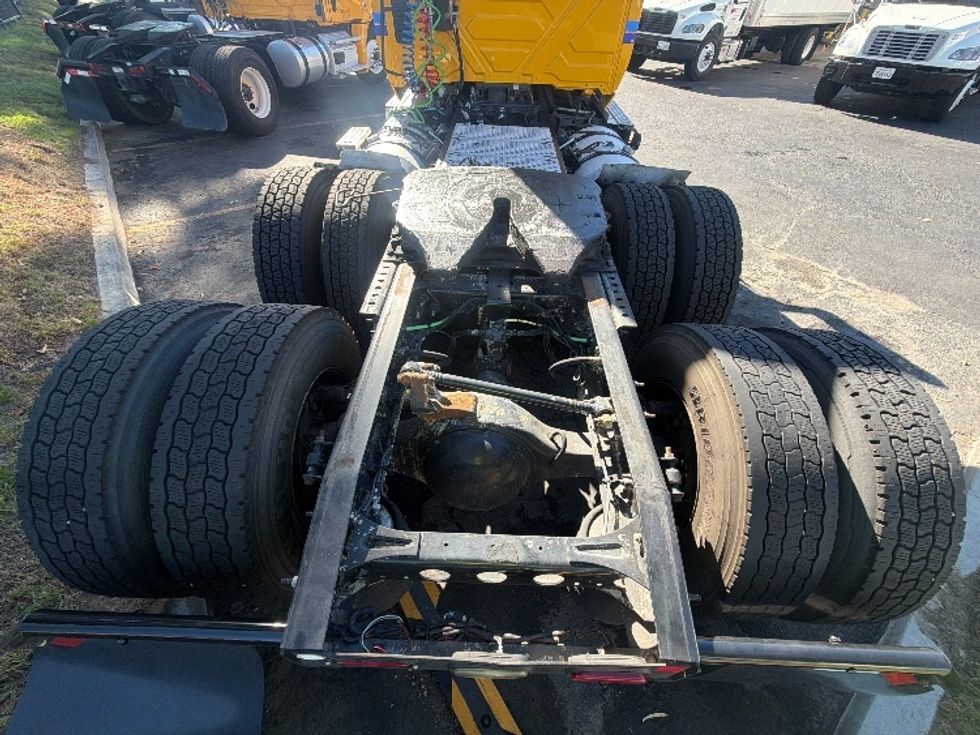 Day Cab Tractor-Heavy Duty Tractors-International-2020-LT625-Torrance-CA-310,868\n\t\tmiles-$ 29,000 - Image 6