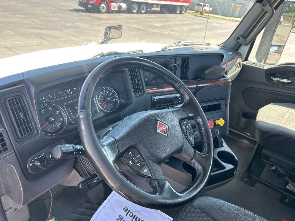 Day Cab Tractor-Heavy Duty Tractors-International-2020-LT625-Tulsa-OK-310,691\n\t\tmiles-$ 31,000 - Image 10