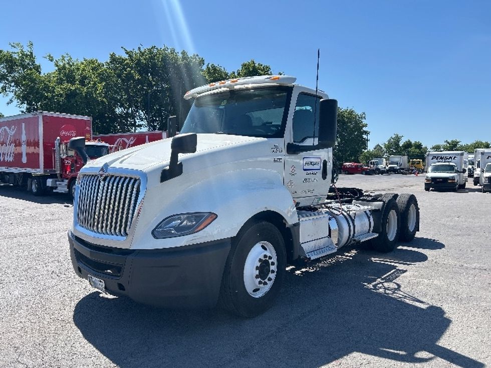 Day Cab Tractor-Heavy Duty Tractors-International-2020-LT625-Tulsa-OK-310,691\n\t\tmiles-$ 31,000 - Image 3