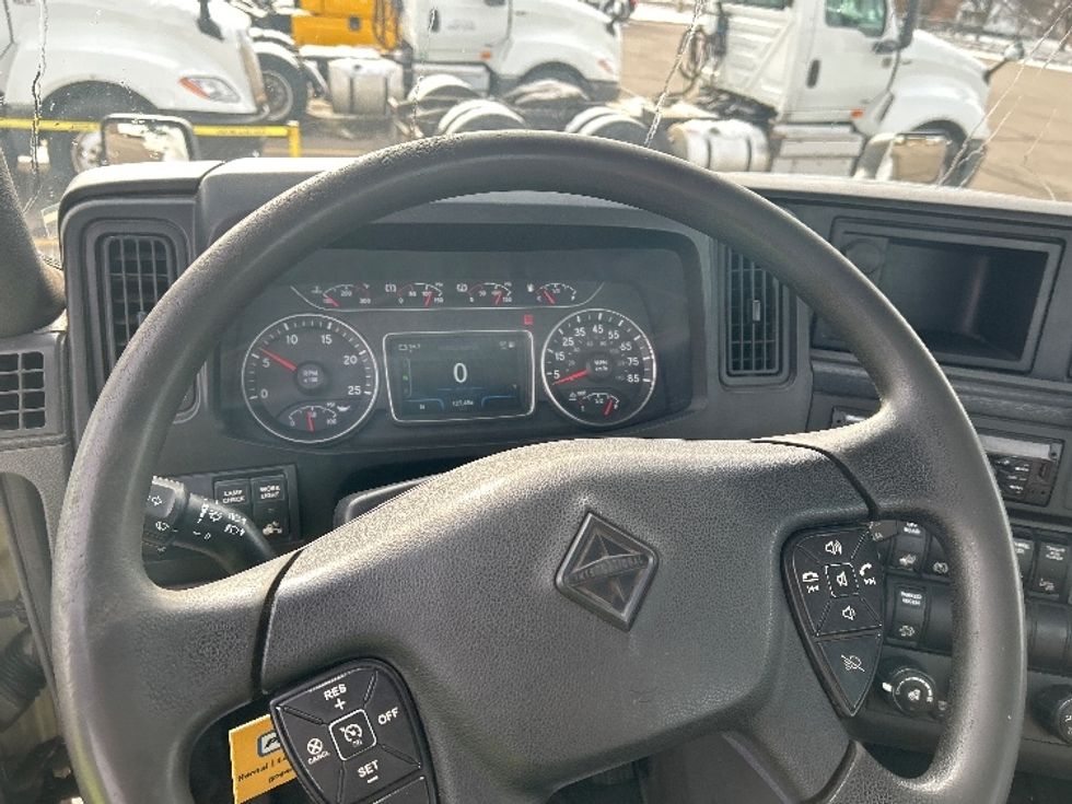 Day Cab Tractor-Heavy Duty Tractors-International-2020-LT625-Warren-MI-325,623\n\t\tmiles-$ 48,000 - Image 11