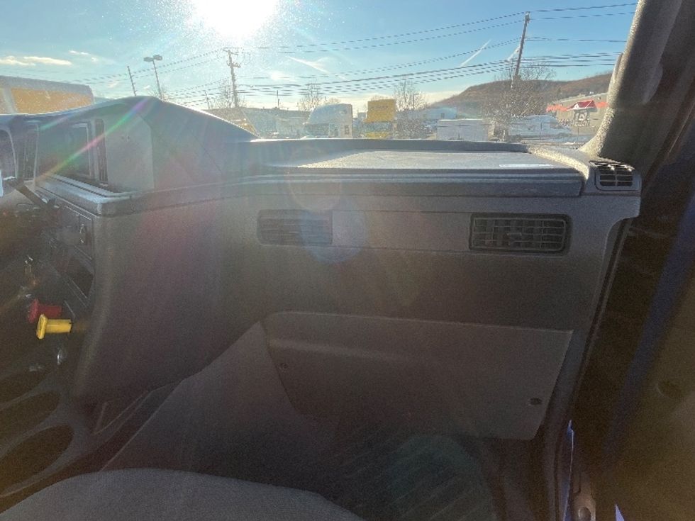 Day Cab Tractor-Heavy Duty Tractors-International-2020-LT625-West Babylon-NY-222,931\n\t\tmiles-$ 44,250 - Image 13