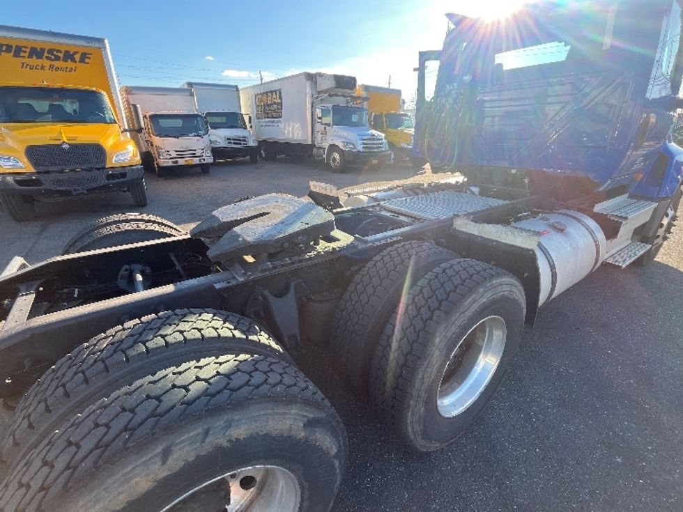 Day Cab Tractor-Heavy Duty Tractors-International-2020-LT625-West Babylon-NY-222,931\n\t\tmiles-$ 44,250 - Image 17