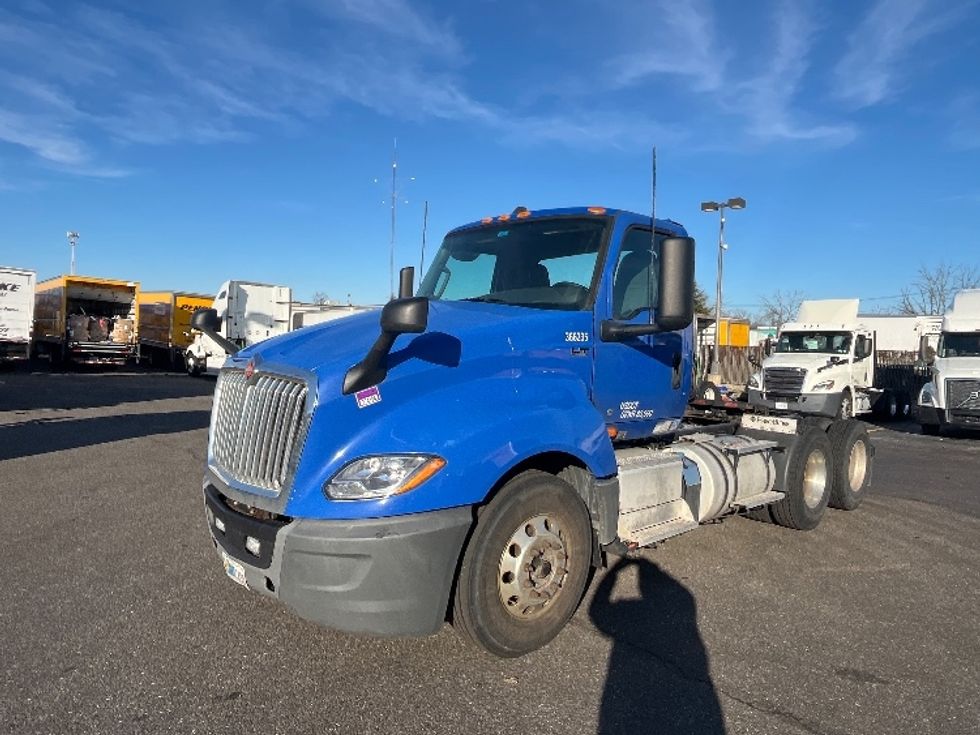 Day Cab Tractor-Heavy Duty Tractors-International-2020-LT625-West Babylon-NY-222,931\n\t\tmiles-$ 44,250 - Image 3