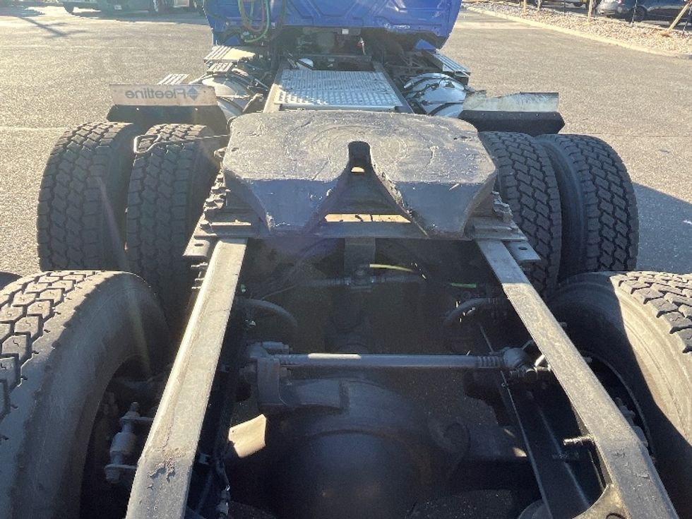 Day Cab Tractor-Heavy Duty Tractors-International-2020-LT625-West Babylon-NY-222,931\n\t\tmiles-$ 44,250 - Image 6