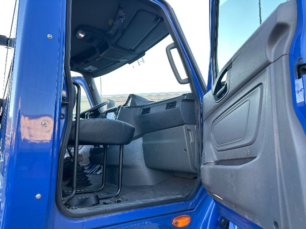 Day Cab Tractor-Heavy Duty Tractors-International-2020-LT625-West Babylon-NY-368,547\n\t\tmiles-$ 35,250 - Image 12