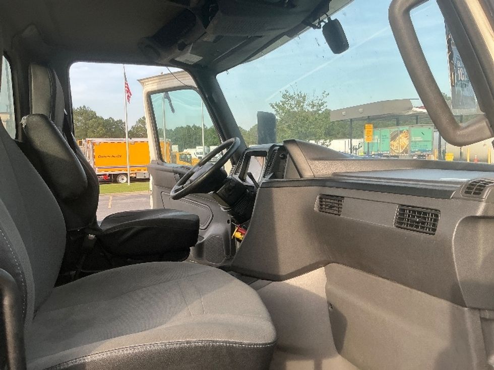 Day Cab Tractor-Heavy Duty Tractors-International-2020-LT625-West Columbia-SC-518,523\n\t\tmiles-$ 22,750 - Image 13