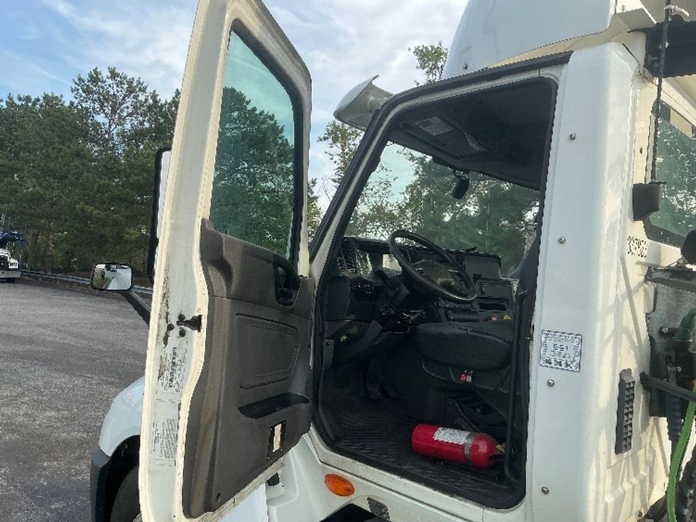 Day Cab Tractor-Heavy Duty Tractors-International-2020-LT625-West Columbia-SC-518,523\n\t\tmiles-$ 22,750 - Image 9