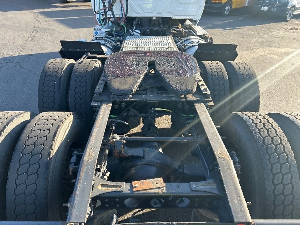 Day Cab Tractor-Heavy Duty Tractors-International-2020-LT625-West Sacramento-CA-331,826\n\t\tmiles-$ 38,500 - Image 6