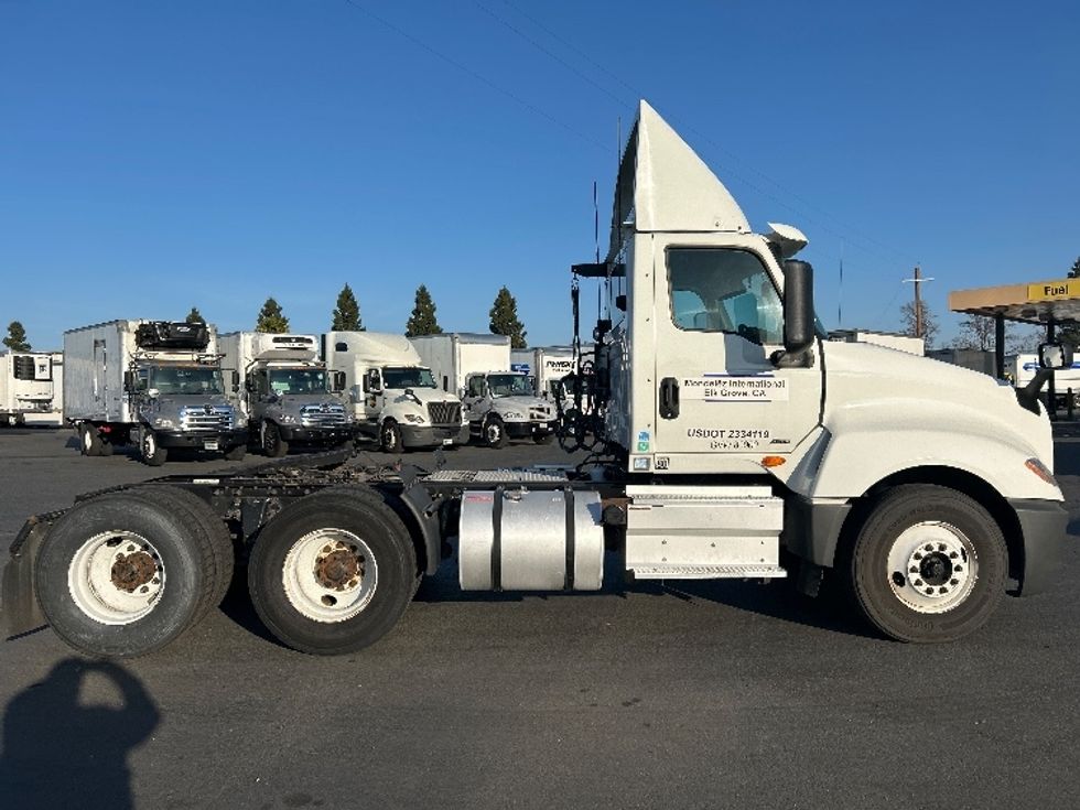 Day Cab Tractor-Heavy Duty Tractors-International-2020-LT625-West Sacramento-CA-331,826\n\t\tmiles-$ 38,500 - Image 8