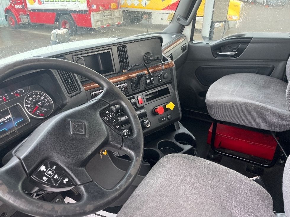 Day Cab Tractor-Heavy Duty Tractors-International-2020-LT625-West Sacramento-CA-335,800\n\t\tmiles-$ 56,750 - Image 10