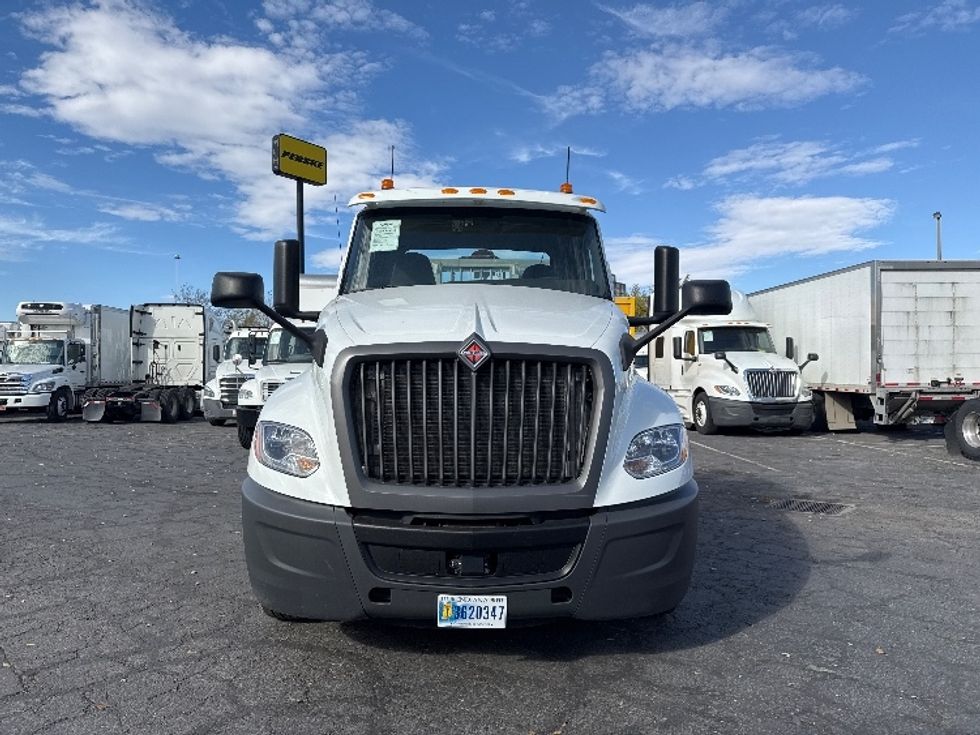 Day Cab Tractor-Heavy Duty Tractors-International-2020-LT625-West Valley City-UT-130,143\n\t\tmiles-$ 42,250 - Image 1