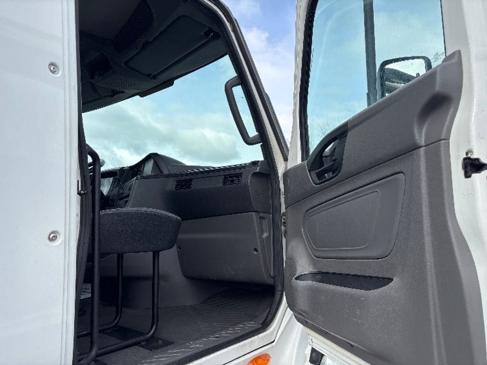 Day Cab Tractor-Heavy Duty Tractors-International-2020-LT625-West Valley City-UT-272,016\n\t\tmiles-$ 53,500 - Image 12