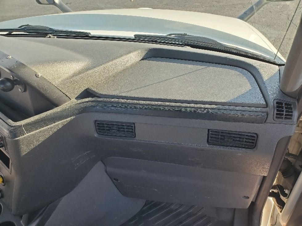 Day Cab Tractor-Heavy Duty Tractors-International-2020-LT625-White Deer-PA-459,131\n\t\tmiles-$ 34,750 - Image 13