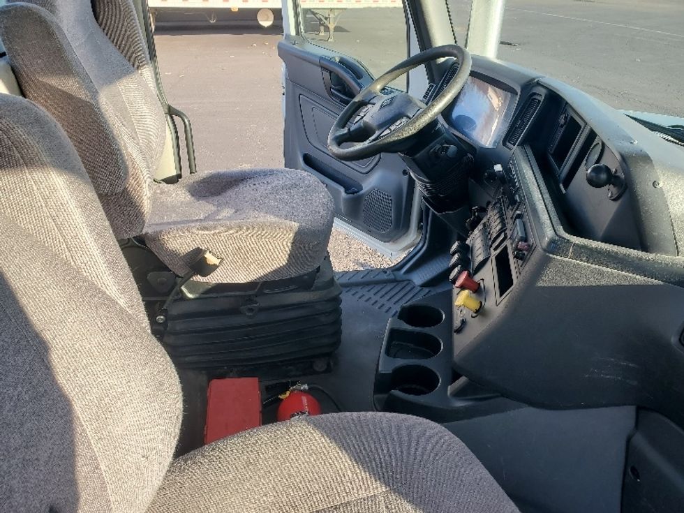 Day Cab Tractor-Heavy Duty Tractors-International-2020-LT625-White Deer-PA-459,131\n\t\tmiles-$ 34,750 - Image 14