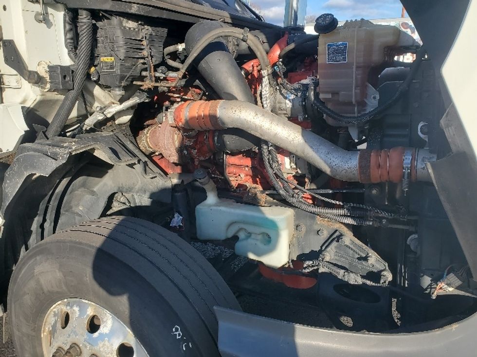 Day Cab Tractor-Heavy Duty Tractors-International-2020-LT625-White Deer-PA-459,131\n\t\tmiles-$ 34,750 - Image 15