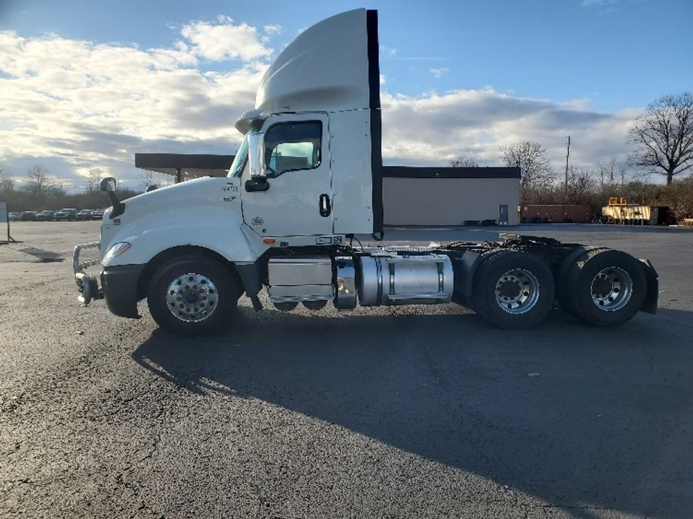 Day Cab Tractor-Heavy Duty Tractors-International-2020-LT625-White Deer-PA-459,131\n\t\tmiles-$ 34,750 - Image 4