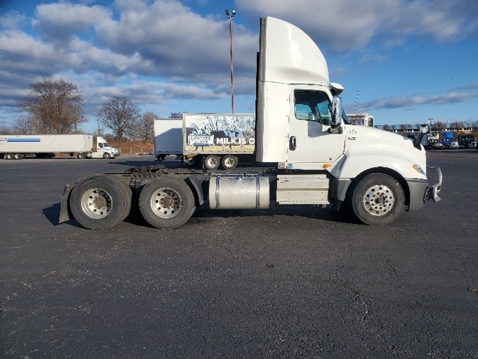 Day Cab Tractor-Heavy Duty Tractors-International-2020-LT625-White Deer-PA-459,131\n\t\tmiles-$ 34,750 - Image 8