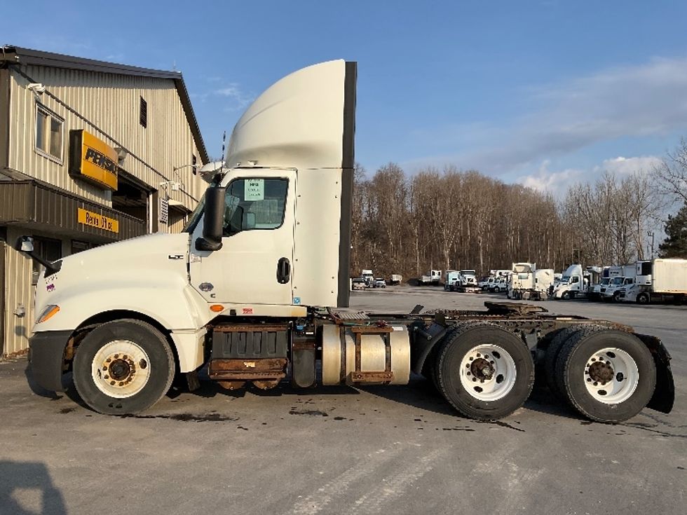 Day Cab Tractor-Heavy Duty Tractors-International-2020-LT625-Whitesboro-NY-447,233\n\t\tmiles-$ 34,000 - Image 4
