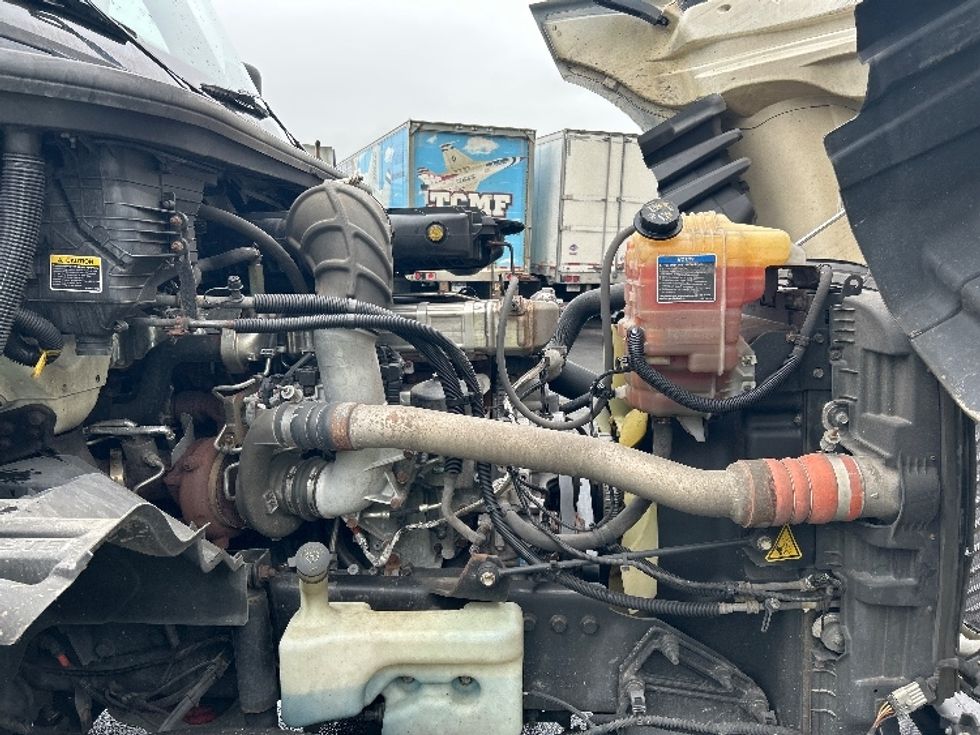 Day Cab Tractor-Heavy Duty Tractors-International-2020-LT625-Whitesboro-NY-465,719\n\t\tmiles-$ 25,750 - Image 12