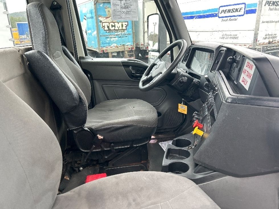 Day Cab Tractor-Heavy Duty Tractors-International-2020-LT625-Whitesboro-NY-465,719\n\t\tmiles-$ 25,750 - Image 15