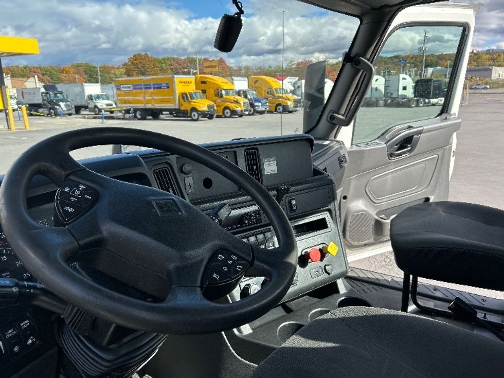 Day Cab Tractor-Heavy Duty Tractors-International-2020-LT625-Wilkes Barre-PA-463,488\n\t\tmiles-$ 25,750 - Image 10