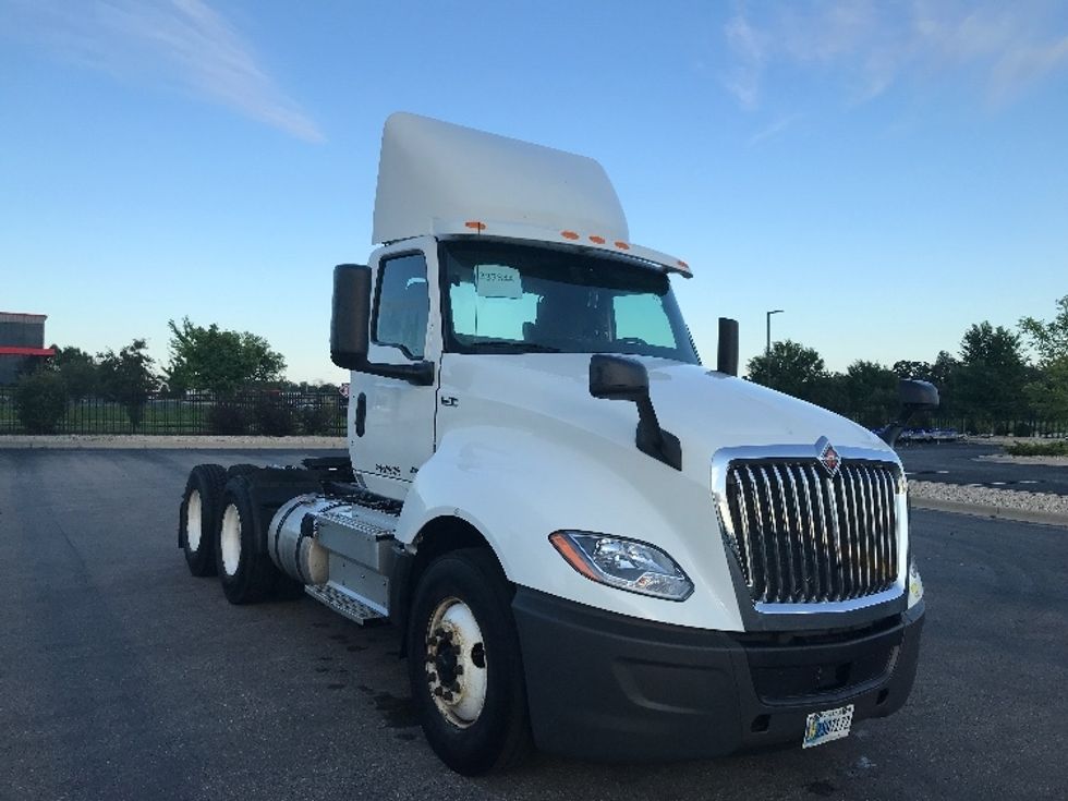 Day Cab Tractor-Heavy Duty Tractors-International-2020-LT625-Windsor-WI-313,586\n\t\tmiles-$ 30,500 - Image 1