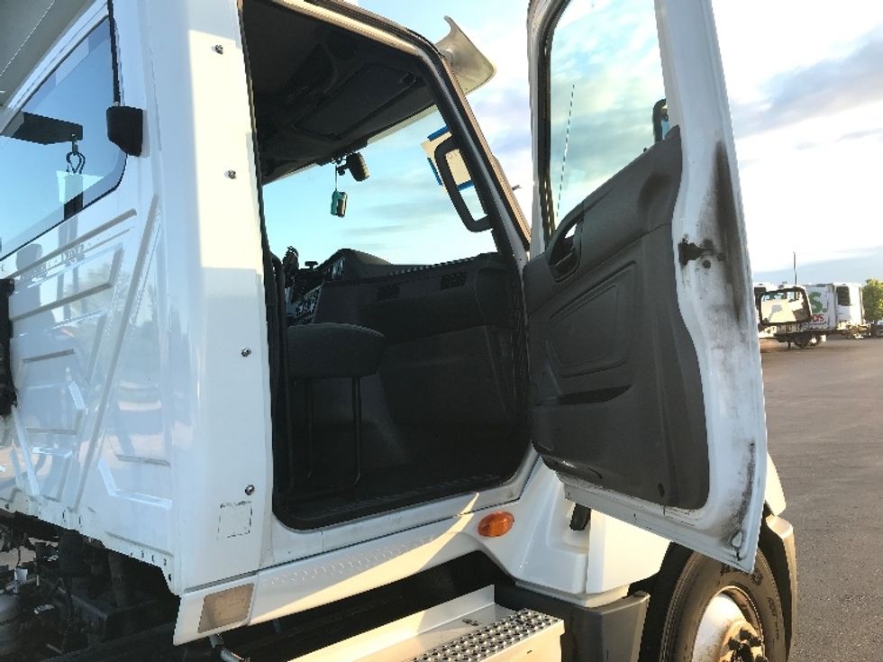 Day Cab Tractor-Heavy Duty Tractors-International-2020-LT625-Windsor-WI-313,586\n\t\tmiles-$ 30,500 - Image 12