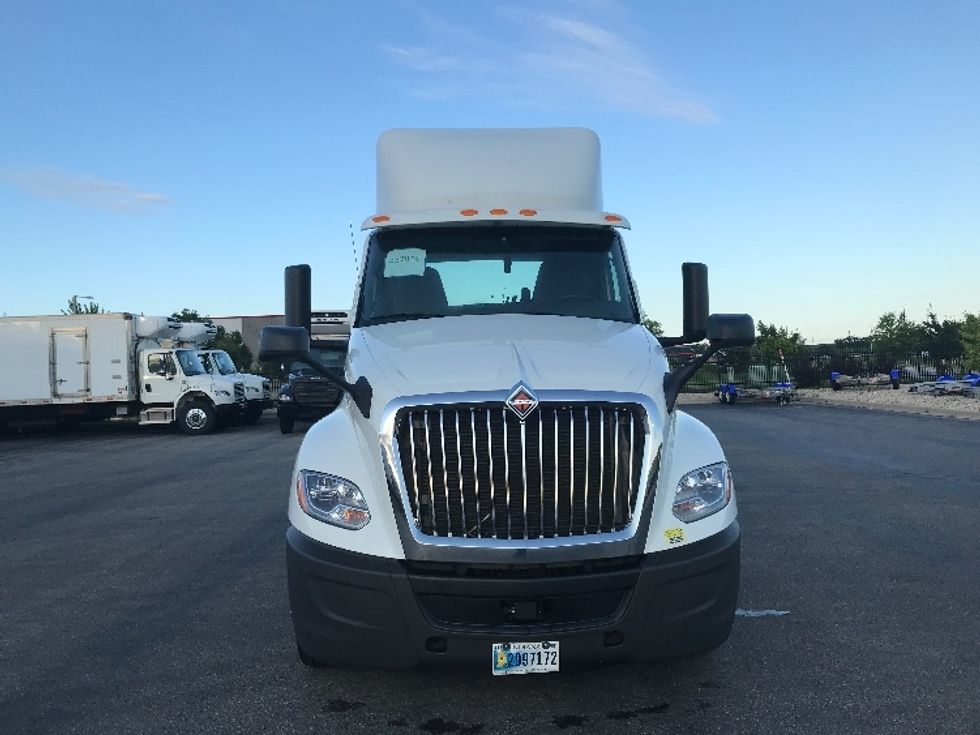 Day Cab Tractor-Heavy Duty Tractors-International-2020-LT625-Windsor-WI-313,586\n\t\tmiles-$ 30,500 - Image 2