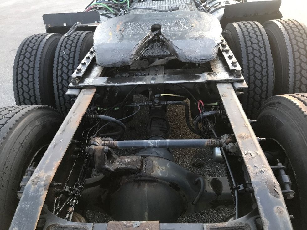 Day Cab Tractor-Heavy Duty Tractors-International-2020-LT625-Windsor-WI-313,586\n\t\tmiles-$ 30,500 - Image 6