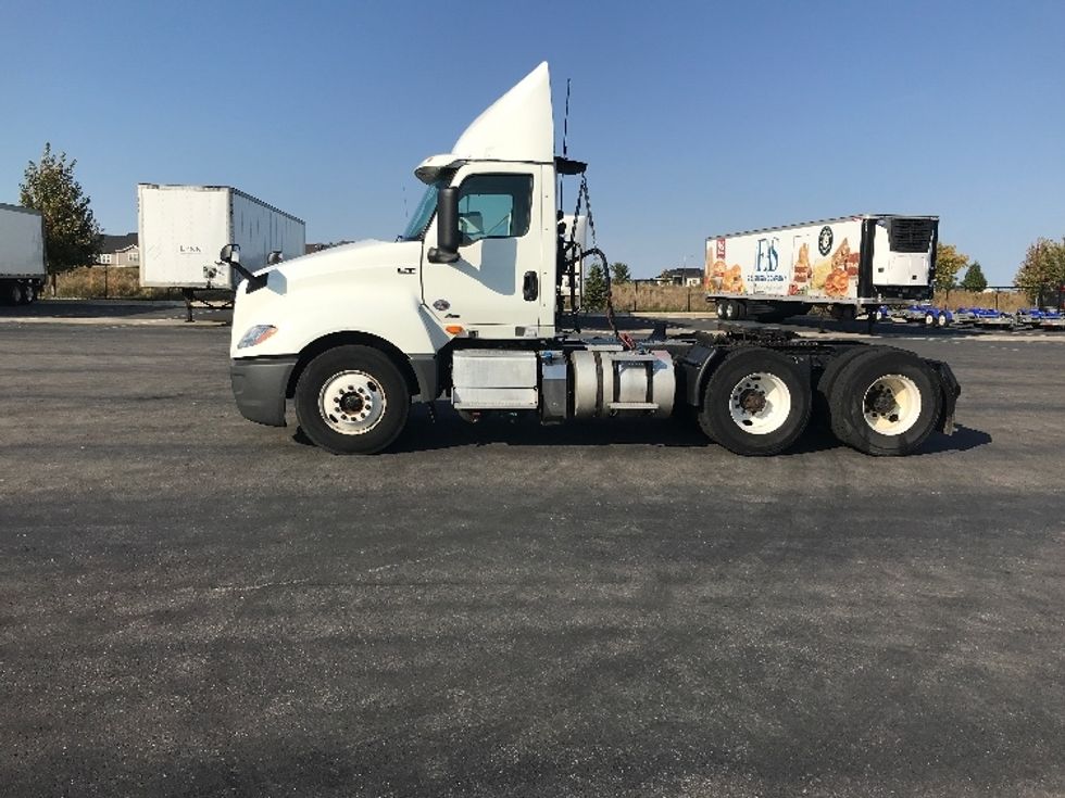 2020 International LT625 Day Cab Tractor