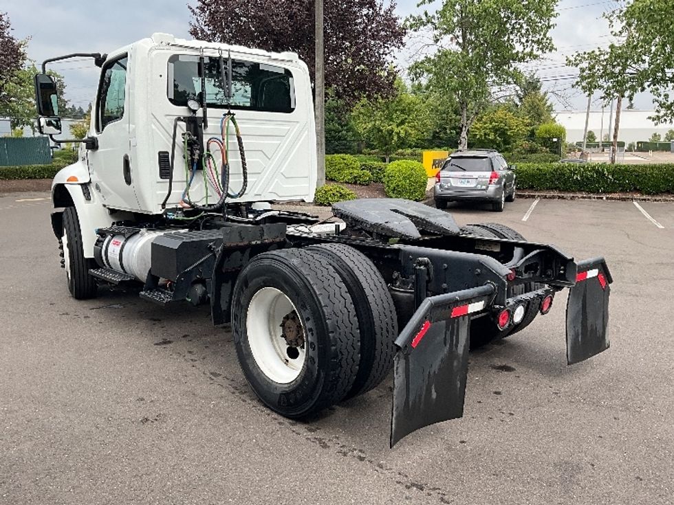 Day Cab Tractor-Heavy Duty Tractors-International-2020-MV607-Clackamas-OR-147,763\n\t\tmiles-$ 53,750 - Image 5