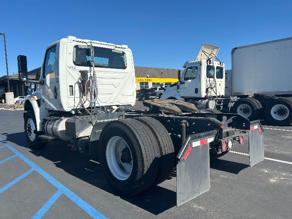 Day Cab Tractor-Heavy Duty Tractors-International-2020-MV607-Fontana-CA-174,373\n\t\tmiles-$ 58,500 - Image 5