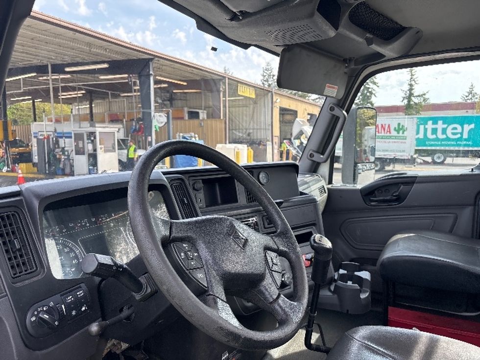Day Cab Tractor-Heavy Duty Tractors-International-2020-MV607-Kent-WA-138,724\n\t\tmiles-$ 51,500 - Image 10