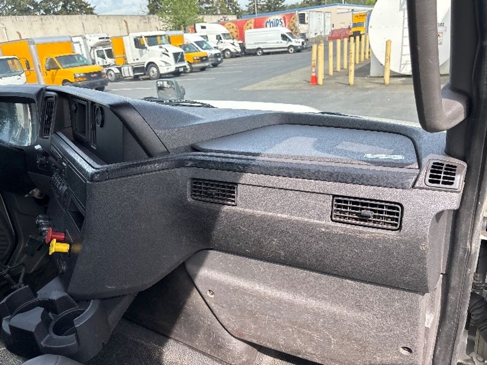 Day Cab Tractor-Heavy Duty Tractors-International-2020-MV607-Kent-WA-138,724\n\t\tmiles-$ 51,500 - Image 13