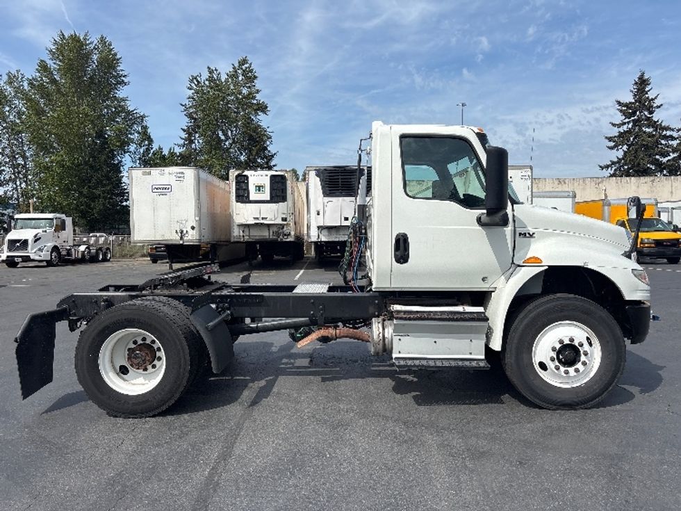 Day Cab Tractor-Heavy Duty Tractors-International-2020-MV607-Kent-WA-138,724\n\t\tmiles-$ 51,500 - Image 8