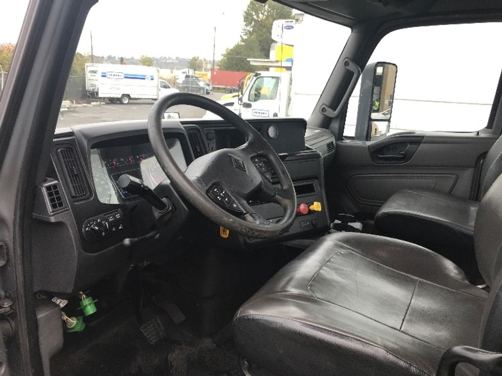 Day Cab Tractor-Heavy Duty Tractors-International-2020-MV607-Kent-WA-214,200\n\t\tmiles-$ 52,000 - Image 10