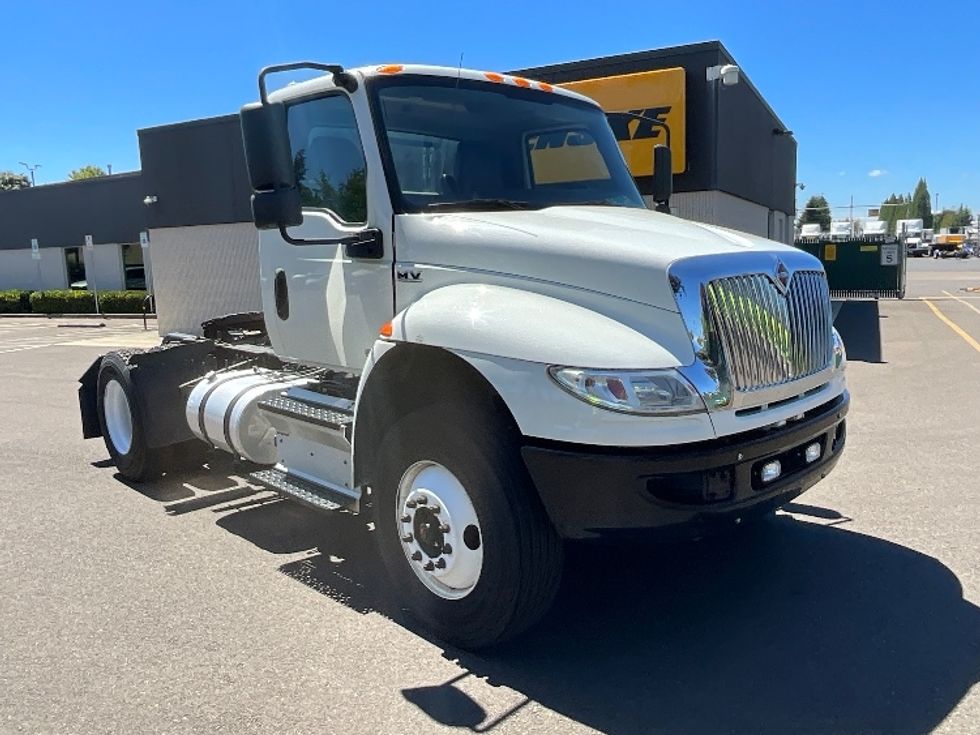 Day Cab Tractor-Heavy Duty Tractors-International-2020-MV607-Portland-OR-154,627\n\t\tmiles-$ 53,250 - Image 1