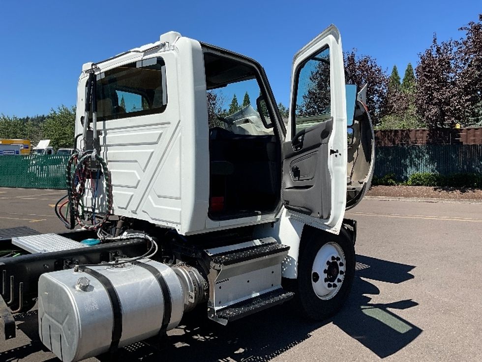 Day Cab Tractor-Heavy Duty Tractors-International-2020-MV607-Portland-OR-154,627\n\t\tmiles-$ 53,250 - Image 12