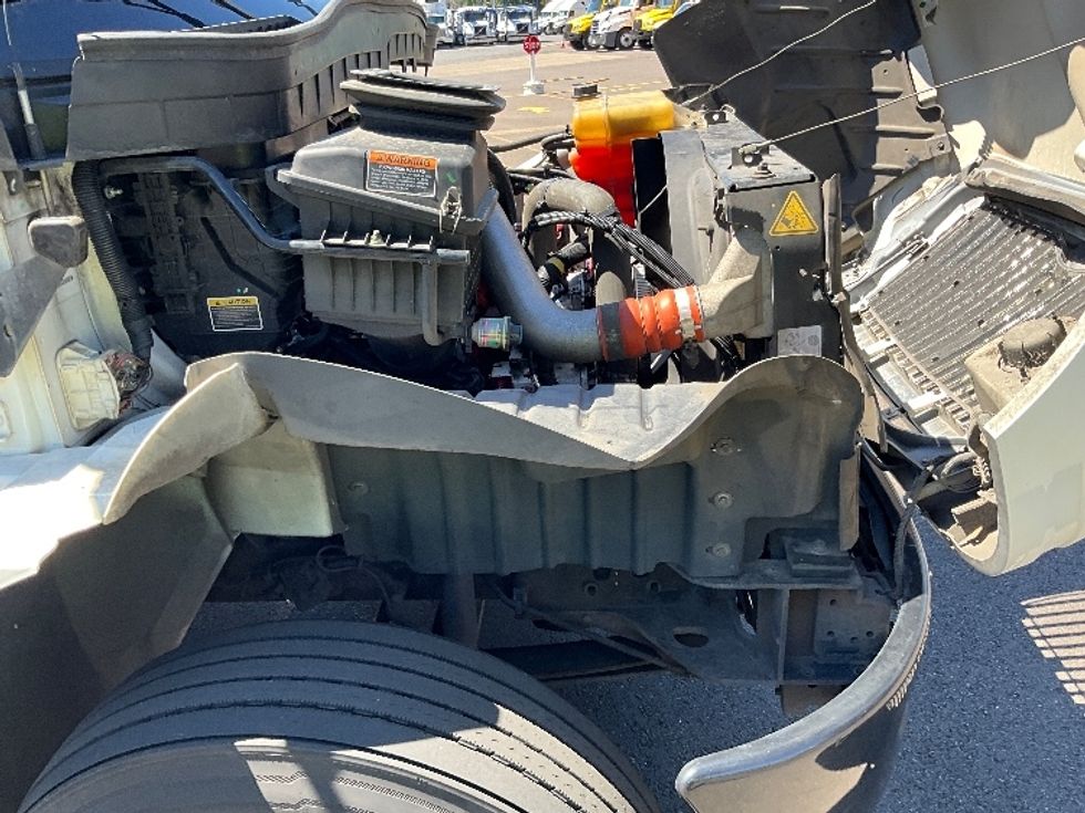 Day Cab Tractor-Heavy Duty Tractors-International-2020-MV607-Portland-OR-154,627\n\t\tmiles-$ 53,250 - Image 15