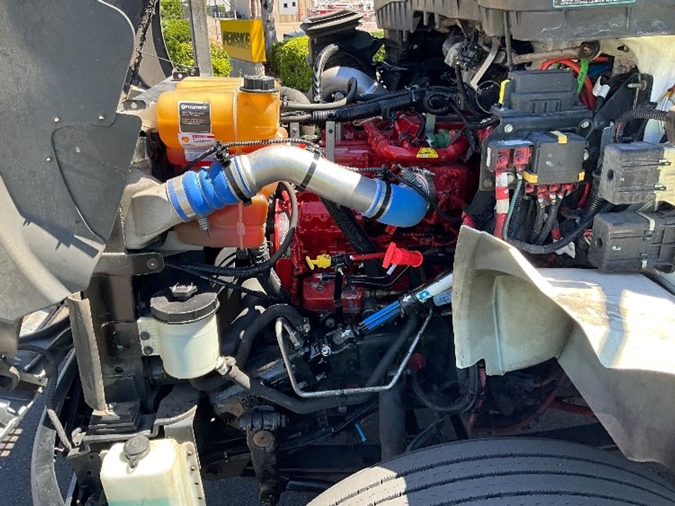 Day Cab Tractor-Heavy Duty Tractors-International-2020-MV607-Portland-OR-154,627\n\t\tmiles-$ 53,250 - Image 16
