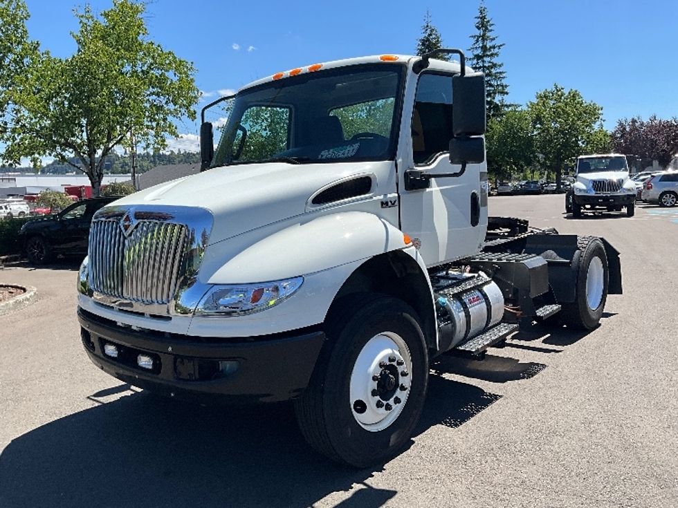 Day Cab Tractor-Heavy Duty Tractors-International-2020-MV607-Portland-OR-154,627\n\t\tmiles-$ 53,250 - Image 3