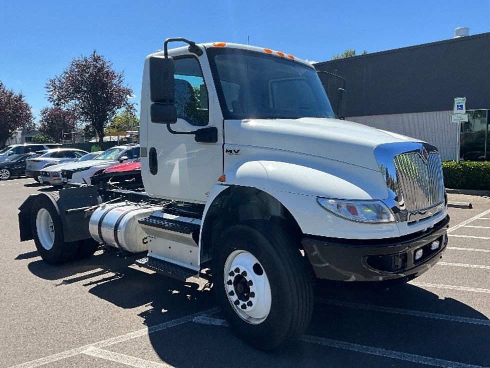 Day Cab Tractor-Heavy Duty Tractors-International-2020-MV607-Portland-OR-165,019\n\t\tmiles-$ 51,500 - Image 1