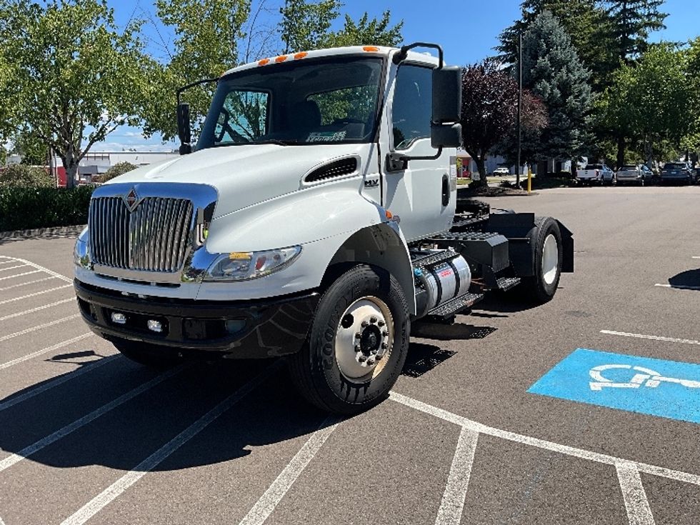 Day Cab Tractor-Heavy Duty Tractors-International-2020-MV607-Portland-OR-165,019\n\t\tmiles-$ 51,500 - Image 3