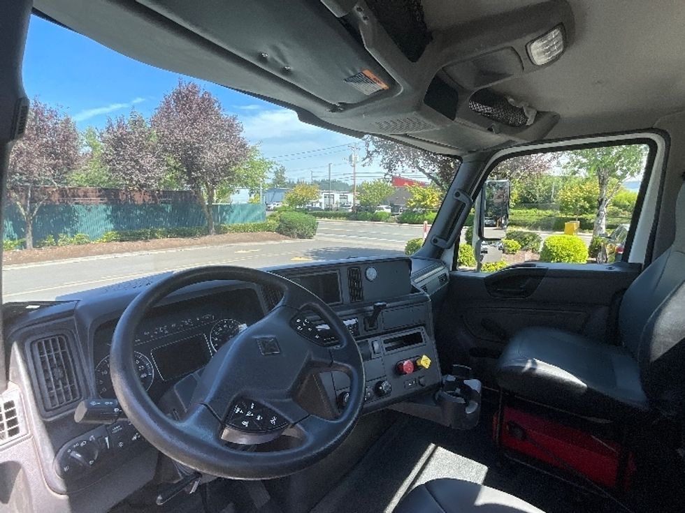 Day Cab Tractor-Heavy Duty Tractors-International-2020-MV607-Portland-OR-175,020\n\t\tmiles-$ 52,000 - Image 10