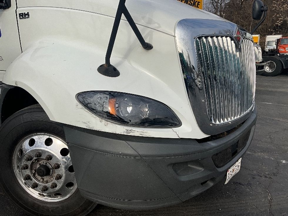 Day Cab Tractor-Heavy Duty Tractors-International-2020-RH613-Alexandria-VA-393,579\n\t\tmiles-$ 25,750 - Image 19