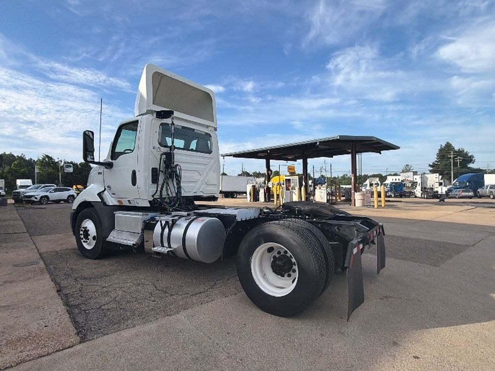 Day Cab Tractor-Heavy Duty Tractors-International-2020-RH613-Belden-MS-156,397\n\t\tmiles-$ 17,000 - Image 5