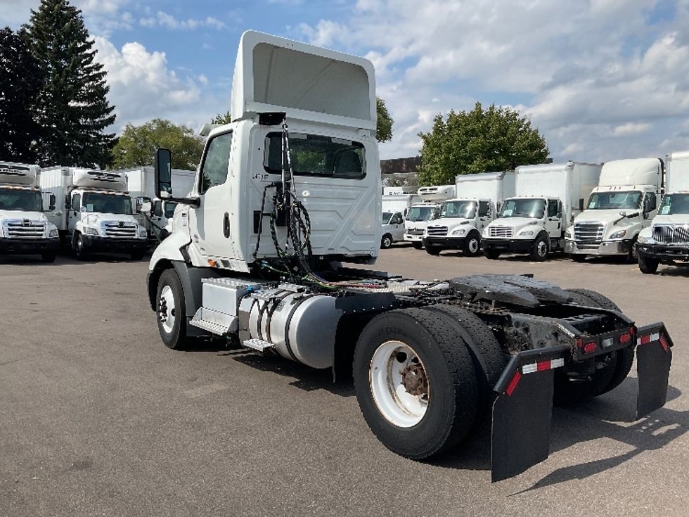 Day Cab Tractor-Heavy Duty Tractors-International-2020-RH613-Brooklyn Park-MN-114,905\n\t\tmiles-$ 21,750 - Image 5